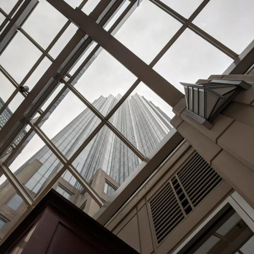 Fasada modułowa jako niezbędny element konstrukcji budowlanych